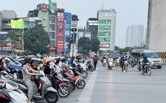 ハノイ市2026年7月から一帯一路内での化石燃料バイクの走行を禁止•ハノイ市内・ハノイ旅行